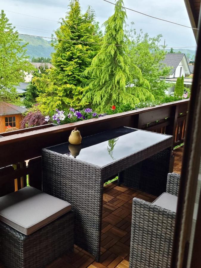 Haus Flora - Ferienwohnung Bodensdorf Extérieur photo